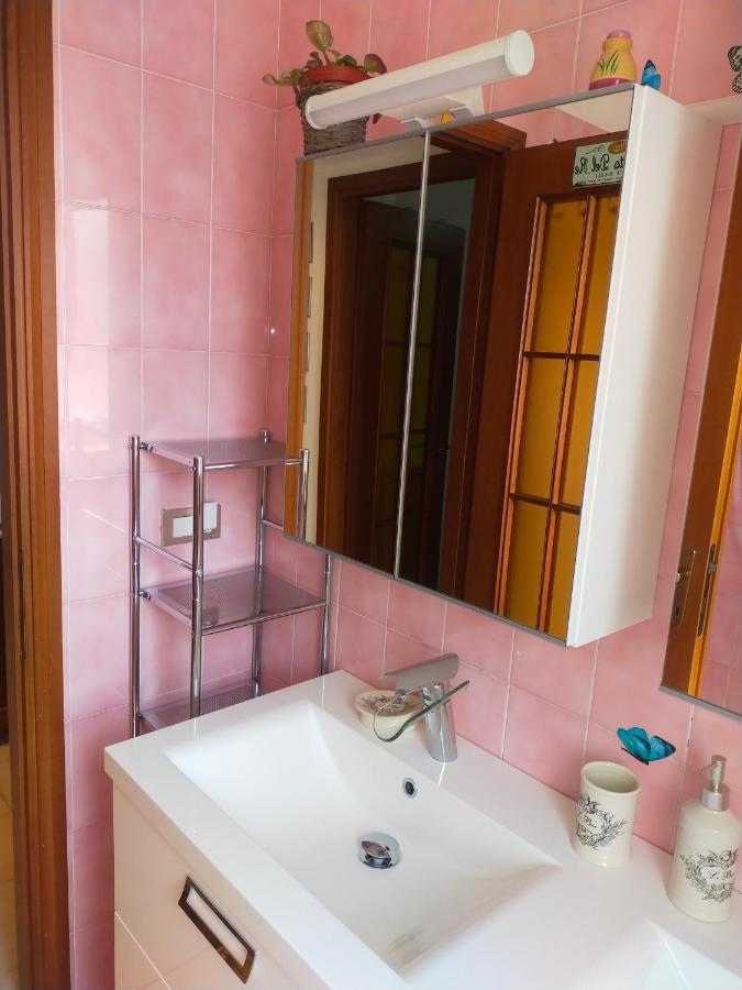 Appartamento Riviera Trilocale Wifi E Parcheggio Privato Ventimiglia Exterior foto